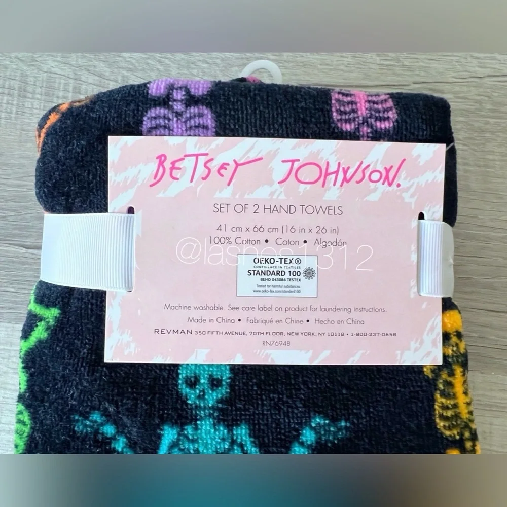 BETSEY JOHNSON Halloween Hand Towels - Black Rainbow Skeletons